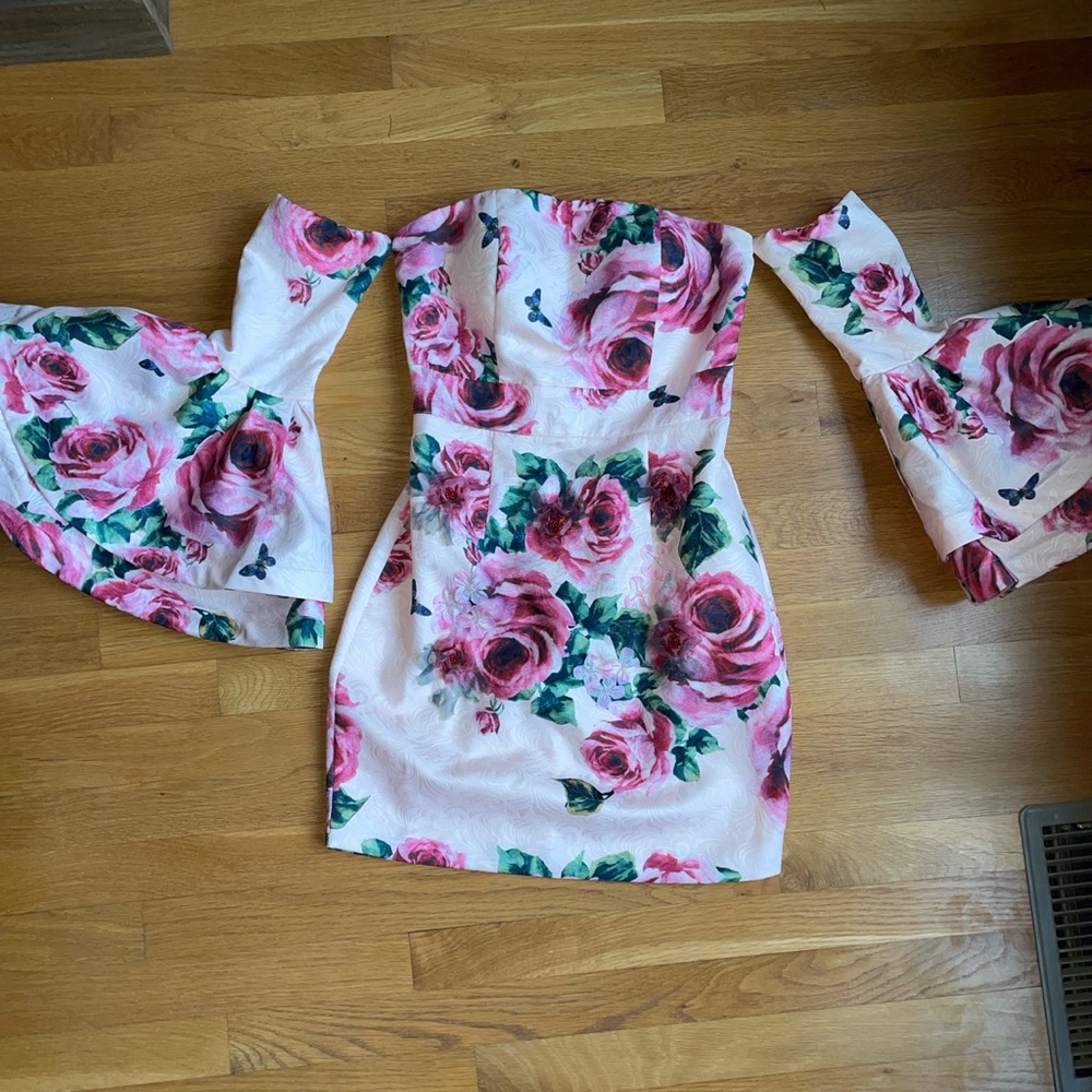 Gorgeous dress